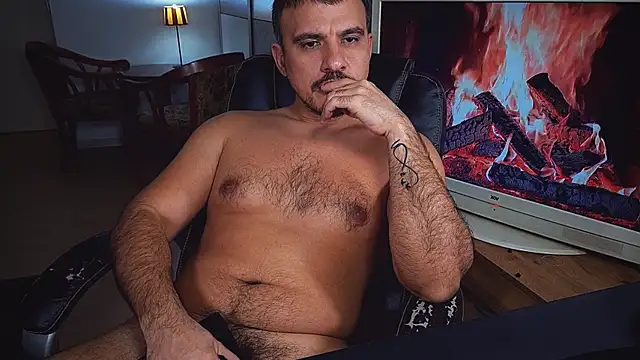 Snapshot of officeman7 chatting on 01.22.25 officeman7 online show from 01.22.25