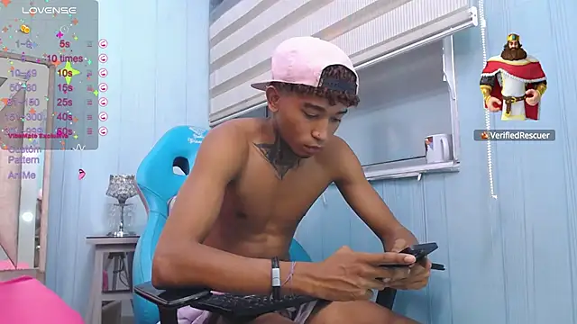 sexy blacks  online show from 01.11.25