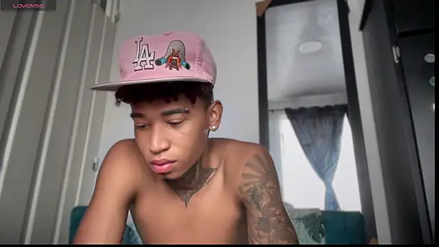 sexy blacks  online show from 11.20.25