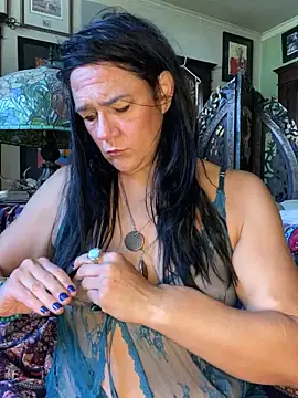 Snapshot of sexyasscougar chatting on 09.11.25 sexyasscougar online show from 09.11.25