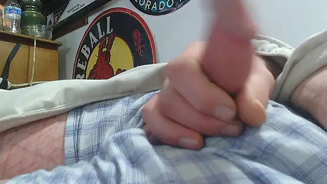 Snapshot of duggiefresh chatting on 12.02.24 duggiefresh online show from 12.02.24