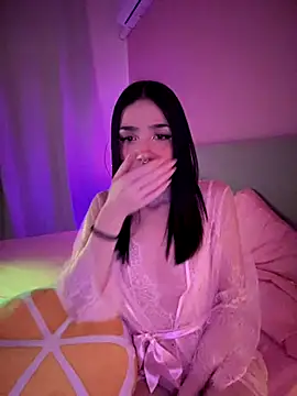 Snapshot of ShannonShanny chatting on 10.06.25 ShannonShanny online show from 10.06.25