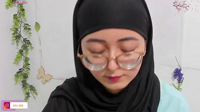 Snapshot of aysel_elid chatting on 10.07.25 aysel elid online show from 10.07.25