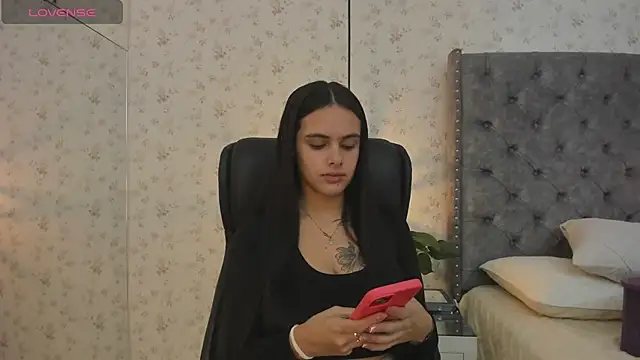 ChloeHarper  online show from 05.28.26
