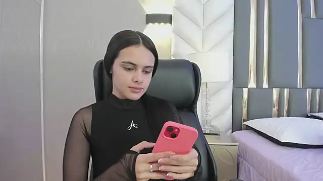 ChloeHarper  online show from 05.31.26