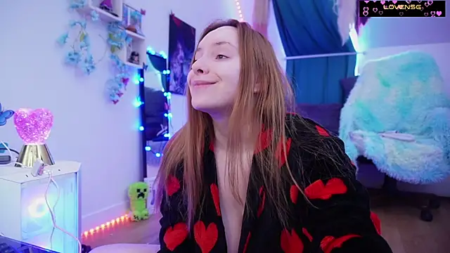  Yummy Girl  online show from 05.16.26