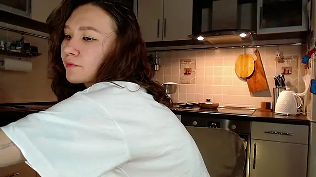 Kelly Yon online show from 12.28.24