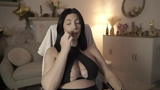 ViviRuth online show from 10.23.25