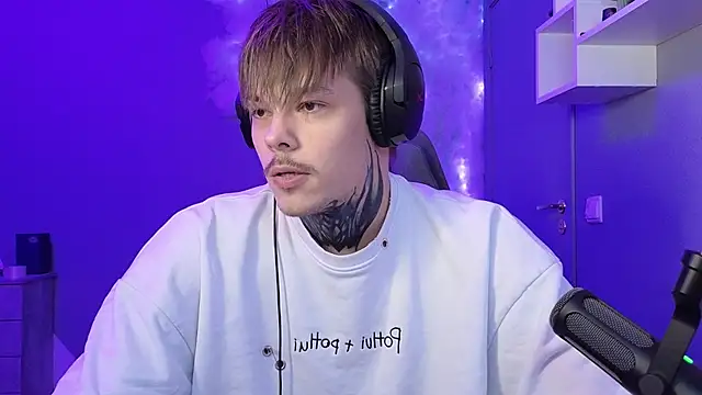 DENIS HERE online show from 01.15.25