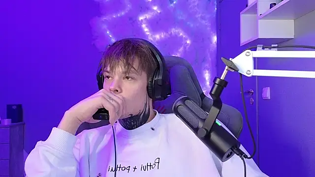 DENIS HERE online show from 01.16.25