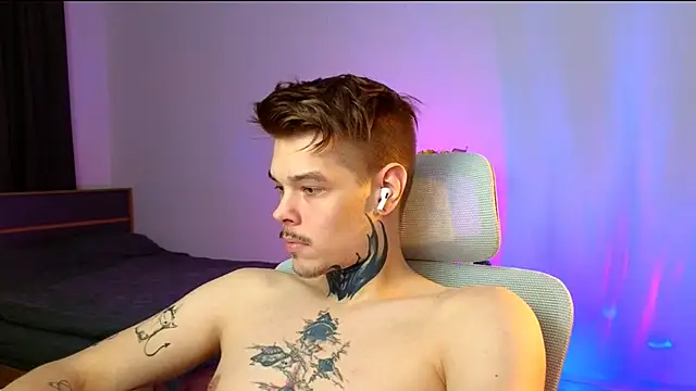 DENIS HERE online show from 02.17.26