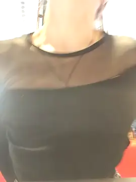 Exhibitionsplit online show from 01.06.25