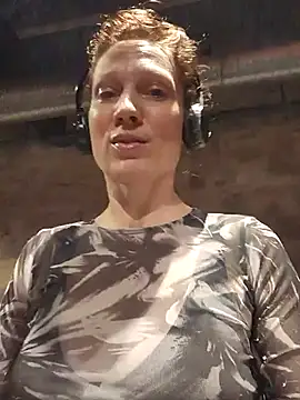 Exhibitionsplit online show from 11.07.25