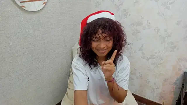 Naomi Tylers online show from 12.14.25