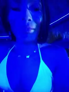 Snapshot of CoralineSweett chatting on 11.06.25 CoralineSweett online show from 11.06.25