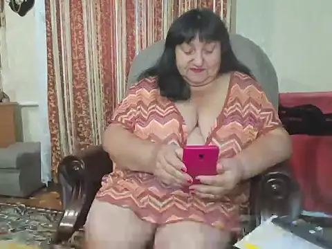 Snapshot of Nezsbudka chatting on 09.11.25 Nezsbudka online show from 09.11.25