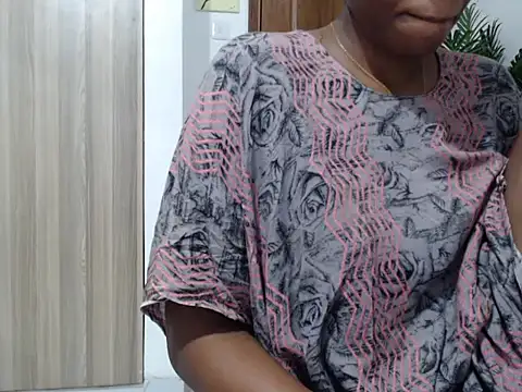 Snapshot of black___ghodess chatting on 06.25.26 black ghodess online show from 06.25.26