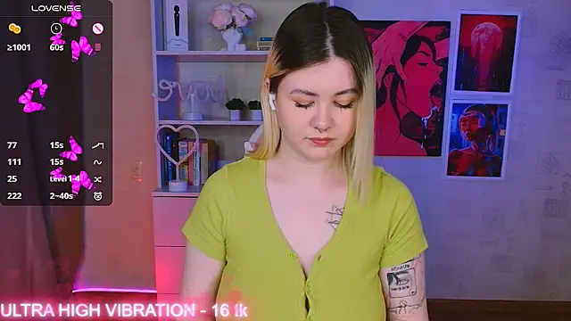 cutie mili online show from 02.04.25