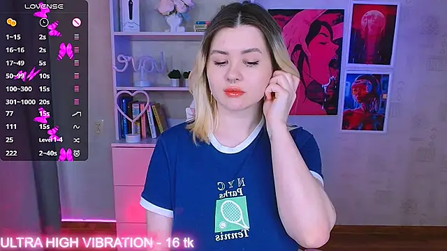 cutie mili online show from 02.28.25