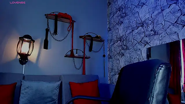 irregular fetish  online show from 03.05.25