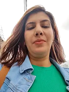 scarlett moore online show from 10.08.25