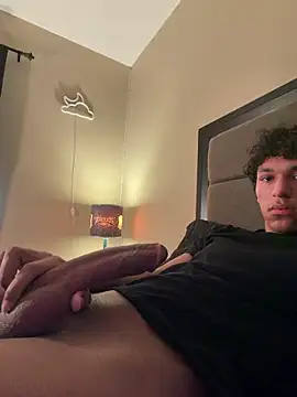 Skinnyywithbigdick online show from 05.14.26