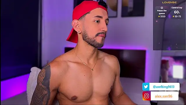 AxelKing1326 online show from 11.25.25