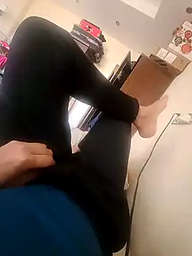 Snapshot of DesiRocco7 chatting on 03.06.25 DesiRocco7 online show from 03.06.25