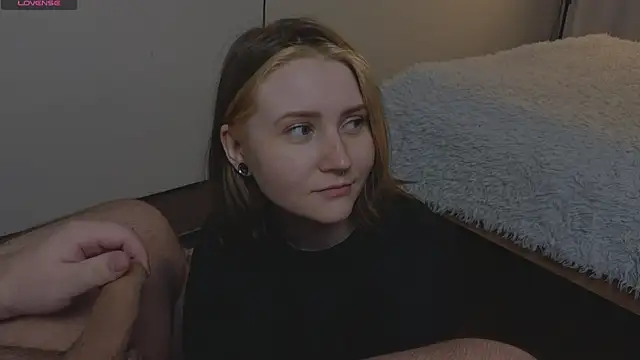 Snapshot of alicepugh chatting on 07.14.26 alicepugh online show from 07.14.26