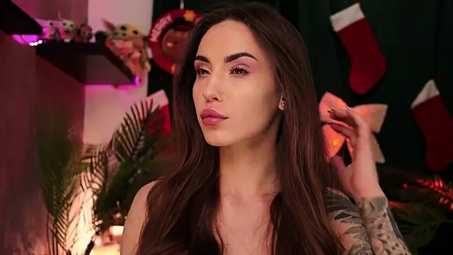 Snapshot of BabyYoda- chatting on 12.16.24 BabyYoda- online show from 12.16.24