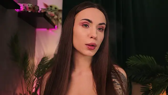 Snapshot of BabyYoda- chatting on 01.15.25 BabyYoda- online show from 01.15.25