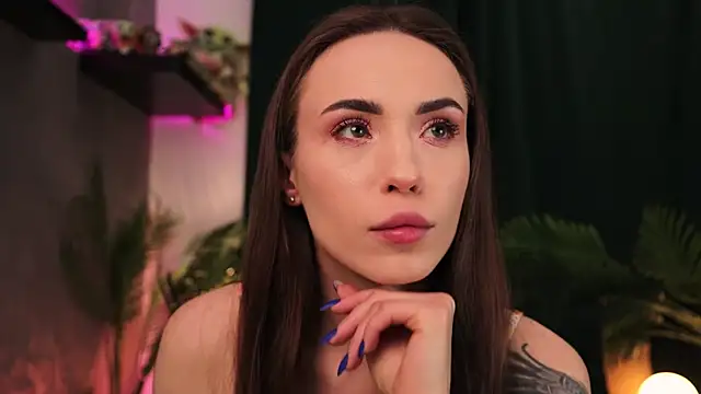 Snapshot of BabyYoda- chatting on 01.23.25 BabyYoda- online show from 01.23.25