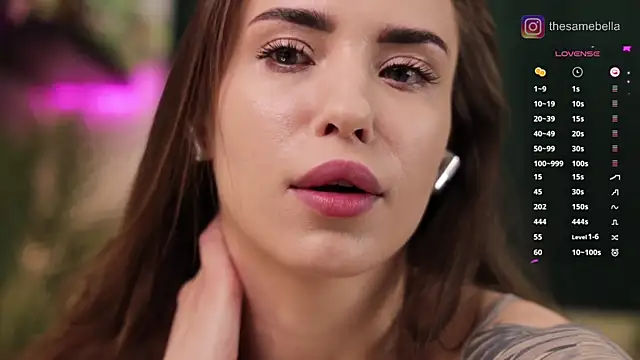 Snapshot of BabyYoda- chatting on 10.02.25 BabyYoda- online show from 10.02.25