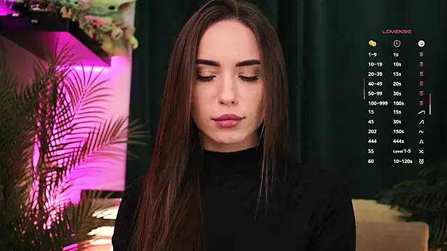 Snapshot of BabyYoda- chatting on 11.05.25 BabyYoda- online show from 11.05.25