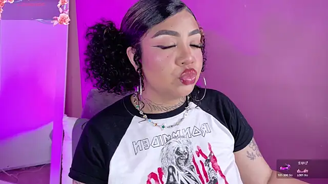 foxxy-lov3 online show from 05.19.26