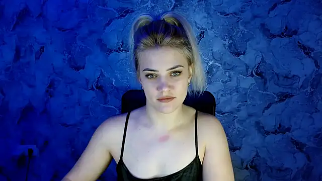 nika gold1 online show from 12.08.24