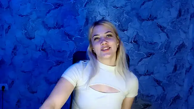 nika gold1 online show from 12.14.24