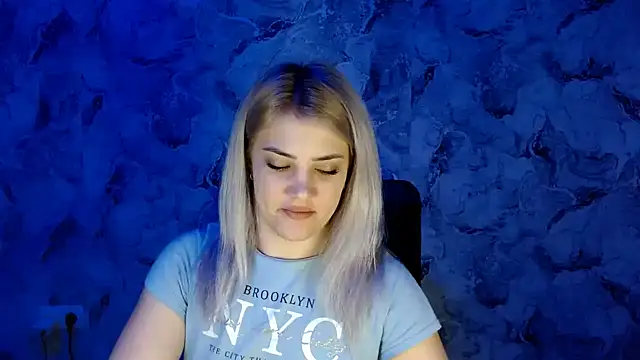 nika gold1 online show from 02.26.25