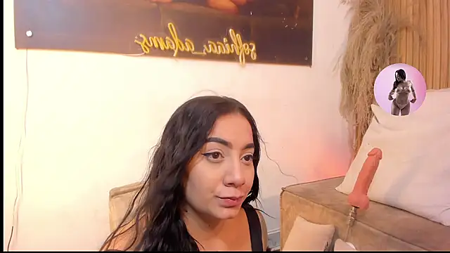 Snapshot of sofhiaa_adaams chatting on 05.22.26 sofhiaa adaams online show from 05.22.26