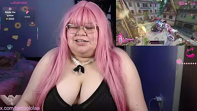 Snapshot of Bimbolola chatting on 03.04.25 Bimbolola online show from 03.04.25