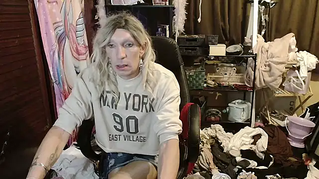 Ombeline1 online show from 11.04.25