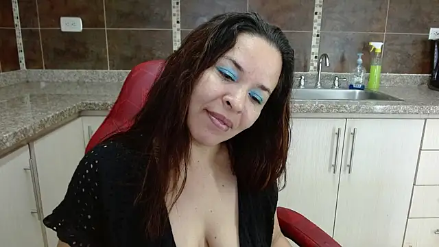 Snapshot of Lizeth_Bels chatting on 05.06.26 Lizeth Bels online show from 05.06.26