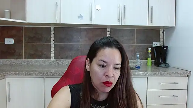 Snapshot of Lizeth_Bels chatting on 05.08.26 Lizeth Bels online show from 05.08.26