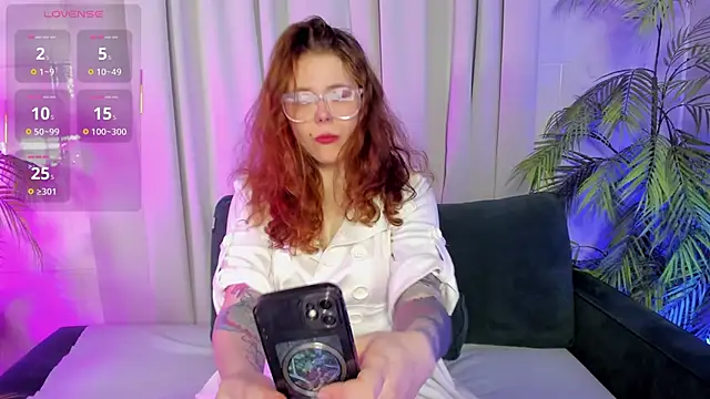 SophiePure online show from 10.08.25