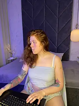 SophiePure online show from 10.24.25