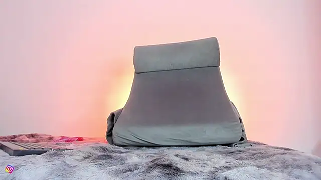 Snapshot of mariana_preciado chatting on 02.13.26 mariana preciado online show from 02.13.26