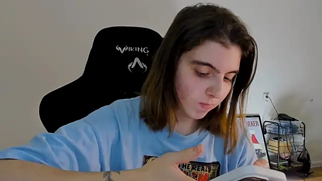 emmamurrr online show from 12.10.24