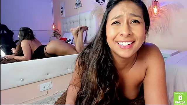 Snapshot of AmelyaMann chatting on 03.09.25 AmelyaMann online show from 03.09.25