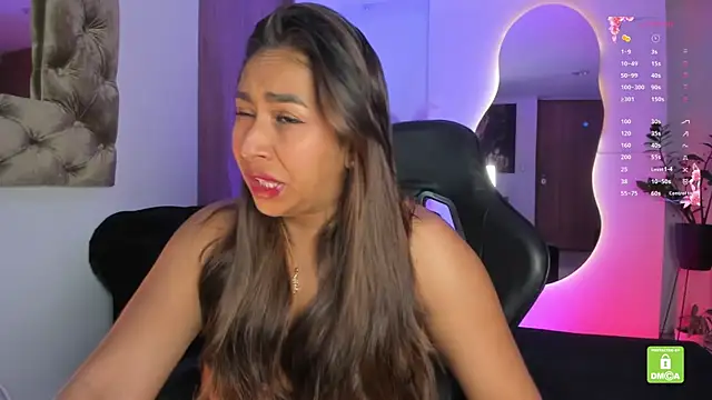 Snapshot of AmelyaMann chatting on 09.15.25 AmelyaMann online show from 09.15.25