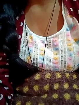 Snapshot of Mangla_Bhabhi chatting on 12.24.24 Mangla Bhabhi online show from 12.24.24